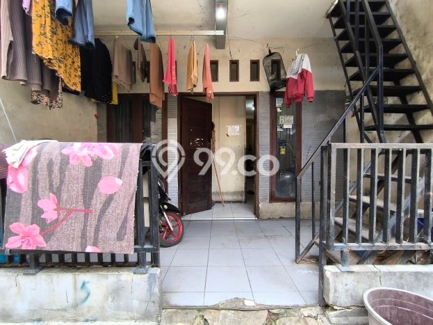 Unit Kost Dijual di Gandaria dengan 12 Kamar Area Ramai Unit Kost Dijual di Gandaria dengan 12 Kamar Area Ramai