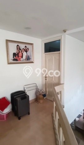 Rumah Luxury Modern Siap Huni di Pondok Indah Jakarta Selatan Rumah Luxury Modern Siap Huni di Pondok Indah Jakarta Selatan