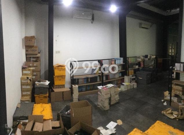 Unit Komersial Dijual di Kebayoran Lama Jakarta Selatan 573m2 Unit Komersial Dijual di Kebayoran Lama Jakarta Selatan 573m2