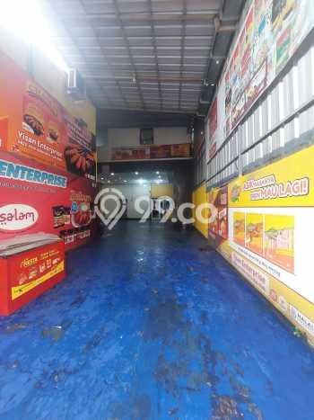 AREA BISNIS! Gudang Kawasan Jagakarsa, Luas 800m², Mainroad, Strategis AREA BISNIS! Gudang Kawasan Jagakarsa, Luas 800m², Mainroad, Strategis