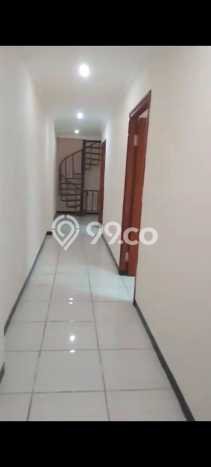 Ruko Strategis di Dukuh Kupang, Luas 152m2m², Area Komersial, Tingkat Keramaian Tinggi Ruko Strategis di Dukuh Kupang, Luas 152m2m², Area Komersial, Tingkat Keramaian Tinggi