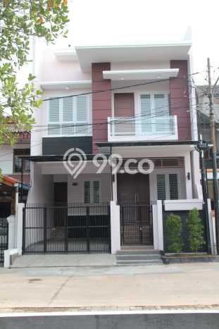 Dijual Rumah Premium dengan Fasilitas Sekitar Komplit di Kelapa Gading, Jakarta Utara Dijual Rumah Premium dengan Fasilitas Sekitar Komplit di Kelapa Gading, Jakarta Utara