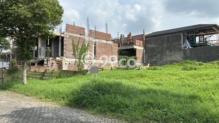 Untuk Dijual Tanah 450m2 di Citraland, Surabaya Untuk Dijual Tanah 450m2 di Citraland, Surabaya