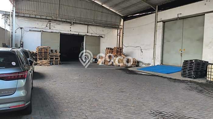 Gudang Dijual di Kenjeran Surabaya dengan LB 1200m2 Gudang Dijual di Kenjeran Surabaya dengan LB 1200m2
