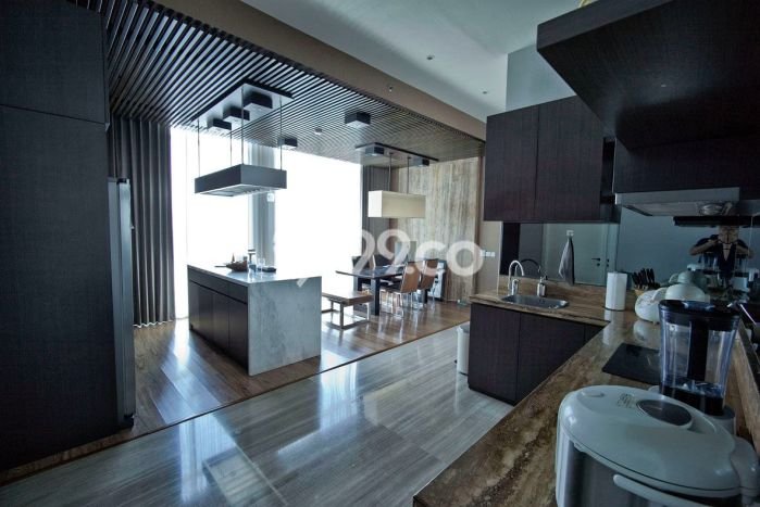 Dijual Apartemen Luxury di Mayjen Sungkono 4 Kamar & 3 Kamar Mandi Dijual Apartemen Luxury di Mayjen Sungkono 4 Kamar & 3 Kamar Mandi