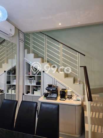 Rumah Elit LB 233m2 Siap Pakai Desain Elegan di Citraland, Surabaya Rumah Elit LB 233m2 Siap Pakai Desain Elegan di Citraland, Surabaya