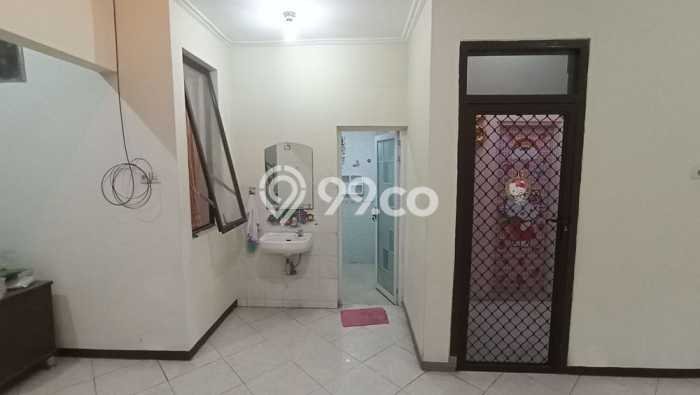 Rumah Luas Asri 3 KT Siap Huni di Kupang Surabaya Rumah Luas Asri 3 KT Siap Huni di Kupang Surabaya