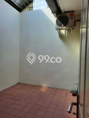Dijual Hunian Rumah Terawat 2 Kamar di Graha Padma, Semarang Dijual Hunian Rumah Terawat 2 Kamar di Graha Padma, Semarang