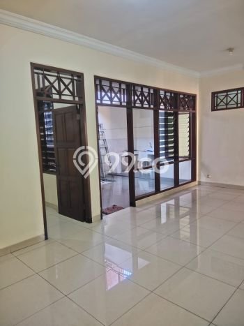 Hot Offer Hunian Mewah Ideal dan Luas di Semarang Tengah, Semarang Hot Offer Hunian Mewah Ideal dan Luas di Semarang Tengah, Semarang