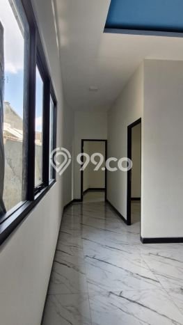 Rumah Modern Minimalis 3 Kamar Bisa Langsung Pindah di Semarang Tengah Rumah Modern Minimalis 3 Kamar Bisa Langsung Pindah di Semarang Tengah