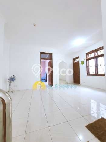Disewakan Cepat Rumah Kondisi Baik di Area Banyumanik, Semarang Disewakan Cepat Rumah Kondisi Baik di Area Banyumanik, Semarang
