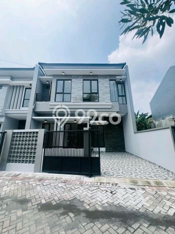 Rumah Modern Minimalis 3 Kamar Bisa Langsung Pindah di Pakal Rumah Modern Minimalis 3 Kamar Bisa Langsung Pindah di Pakal