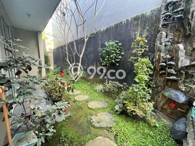 Hunian Elit LB 400m2 Siap Pakai Desain Elegan di Kota Baru Parahyangan, Bandung Hunian Elit LB 400m2 Siap Pakai Desain Elegan di Kota Baru Parahyangan, Bandung