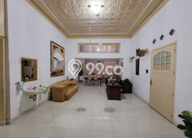 Dijual Rumah Mewah Elegan Dengan View Eksklusif di Sayap Dago, Bandung Dijual Rumah Mewah Elegan Dengan View Eksklusif di Sayap Dago, Bandung