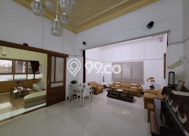 Dijual Rumah Mewah Elegan Dengan View Eksklusif di Sayap Dago, Bandung Dijual Rumah Mewah Elegan Dengan View Eksklusif di Sayap Dago, Bandung