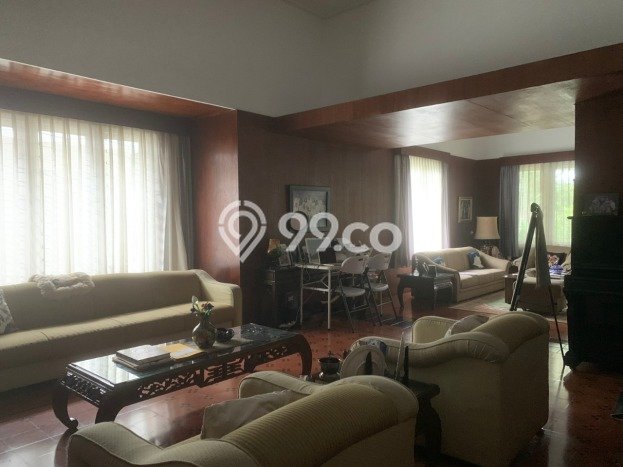 Rumah Luxury Modern Tanpa Renovasi di Sayap Dago Bandung Rumah Luxury Modern Tanpa Renovasi di Sayap Dago Bandung