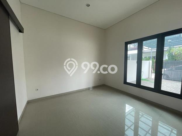 Ready to Use! Luxury House LT 160m2 Desain Elegan di Muara Ready to Use! Luxury House LT 160m2 Desain Elegan di Muara