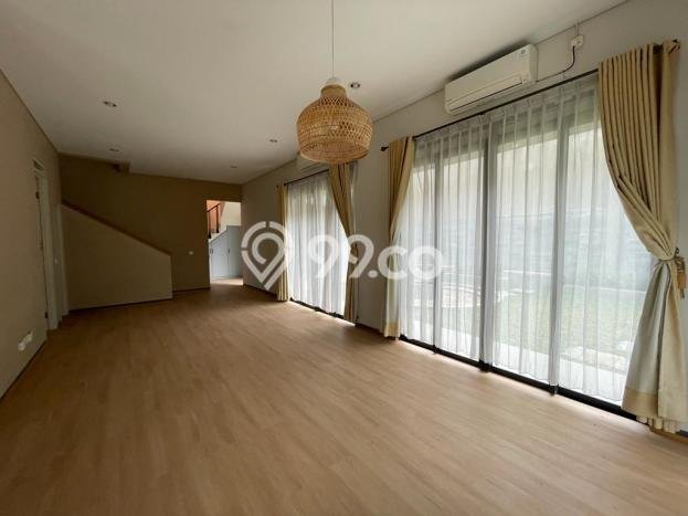 Rumah Elit LB 250m2 Siap Huni Desain Elegan di Kota Baru Parahyangan, Bandung Rumah Elit LB 250m2 Siap Huni Desain Elegan di Kota Baru Parahyangan, Bandung
