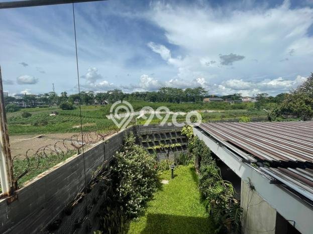 Hunian Elit LB 400m2 Siap Pakai Desain Elegan di Kota Baru Parahyangan, Bandung Hunian Elit LB 400m2 Siap Pakai Desain Elegan di Kota Baru Parahyangan, Bandung