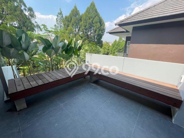 Rumah Luxury Modern Tanpa Renovasi di Kota Baru Parahyangan Bandung Rumah Luxury Modern Tanpa Renovasi di Kota Baru Parahyangan Bandung