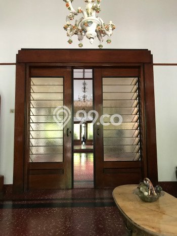 Ready to Use! Luxury House LT 980m2 Desain Elegan di Riau Ready to Use! Luxury House LT 980m2 Desain Elegan di Riau