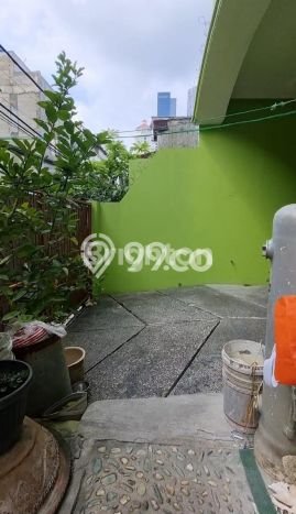 Hunian Berkelas 11 KT 5 KM di Kompleks Perumahan Tanjung Duren, Jakarta Barat Hunian Berkelas 11 KT 5 KM di Kompleks Perumahan Tanjung Duren, Jakarta Barat