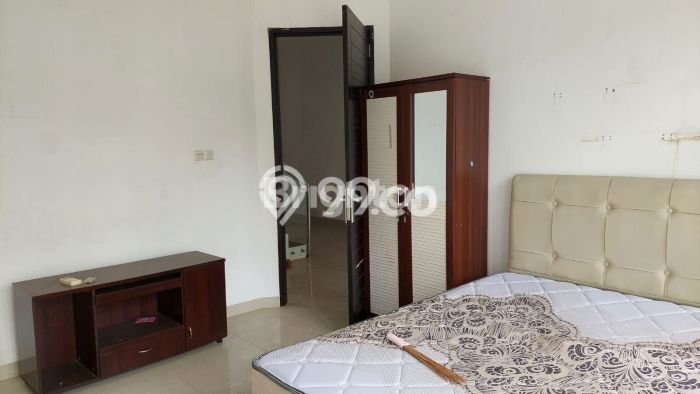 For Sale! Luxury House LT 162m2 Desain Modern di Pluit For Sale! Luxury House LT 162m2 Desain Modern di Pluit