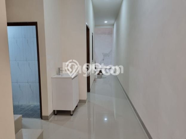 Rumah Idaman Keluarga! Rumah Mewah di Tanjung Duren, Jakarta Barat, Luas 84m² Bangunan 180m² Rumah Idaman Keluarga! Rumah Mewah di Tanjung Duren, Jakarta Barat, Luas 84m² Bangunan 180m²