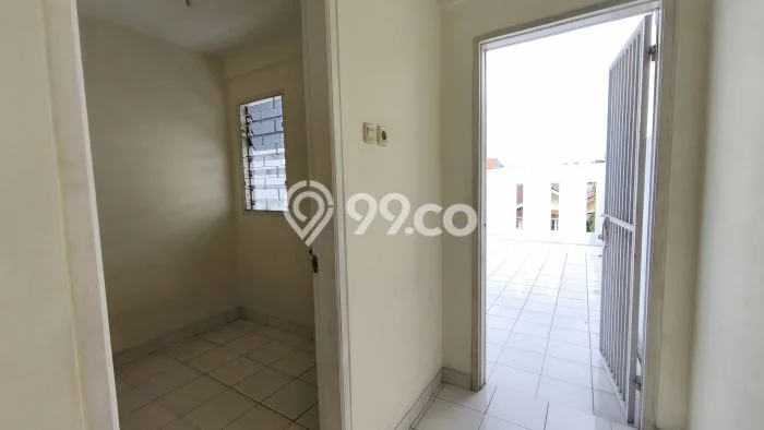 Rumah Nyaman di , 3 KM, Lingkungan Strategis, LT 60m2m² Bangunan 150m2m² Rumah Nyaman di , 3 KM, Lingkungan Strategis, LT 60m2m² Bangunan 150m2m²
