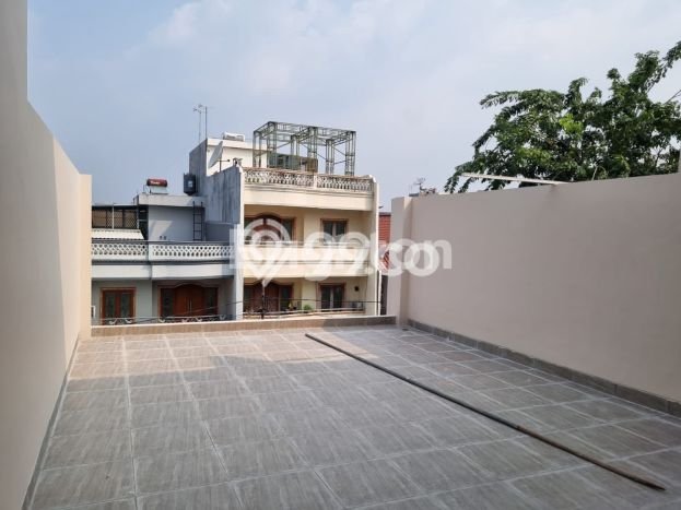 Rumah Idaman Keluarga! Rumah Mewah di Tanjung Duren, Jakarta Barat, Luas 84m² Bangunan 180m² Rumah Idaman Keluarga! Rumah Mewah di Tanjung Duren, Jakarta Barat, Luas 84m² Bangunan 180m²