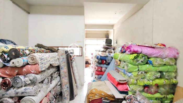 Area Ramai! Ruko Dijual di Tanah Abang untuk Bisnis Luas Bangunan 211m2 Area Ramai! Ruko Dijual di Tanah Abang untuk Bisnis Luas Bangunan 211m2