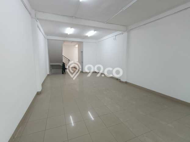 Jual Ruko Kawasan Cideng, Luas 200m², Kawasan Potensial, Jalan Utama Jual Ruko Kawasan Cideng, Luas 200m², Kawasan Potensial, Jalan Utama