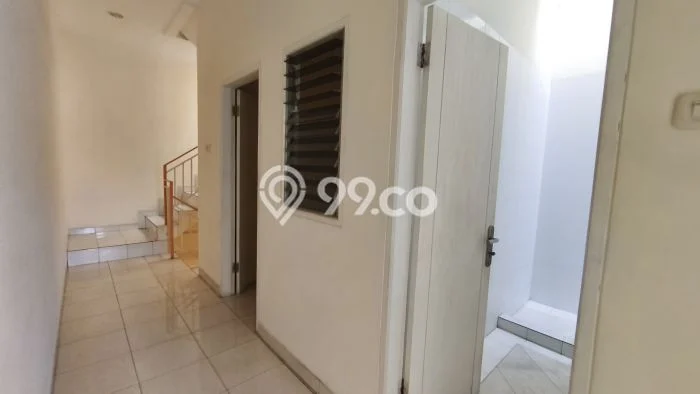 Rumah Nyaman di , 3 KM, Lingkungan Strategis, LT 60m2m² Bangunan 150m2m² Rumah Nyaman di , 3 KM, Lingkungan Strategis, LT 60m2m² Bangunan 150m2m²