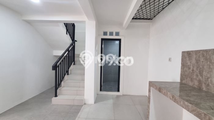 HARGA SPESIAL! Rumah Modern area Tanjung Duren, Jakarta Barat, LT 78m² Bangunan 165m² BISA KPR! HARGA SPESIAL! Rumah Modern area Tanjung Duren, Jakarta Barat, LT 78m² Bangunan 165m² BISA KPR!