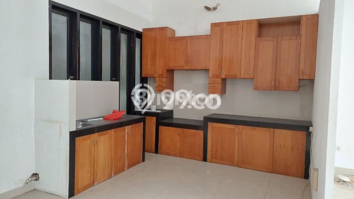 For Sale! Luxury House LT 162m2 Desain Modern di Pluit For Sale! Luxury House LT 162m2 Desain Modern di Pluit