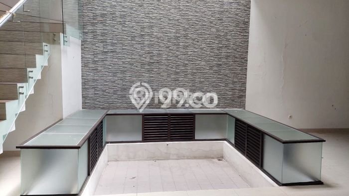 For Sale! Luxury House LT 162m2 Desain Modern di Pluit For Sale! Luxury House LT 162m2 Desain Modern di Pluit