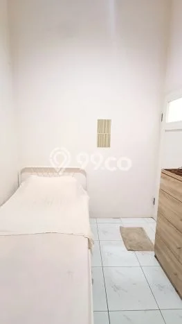 Rumah di Gubeng, Luas 120m2m², LB 70m2m² Rumah di Gubeng, Luas 120m2m², LB 70m2m²