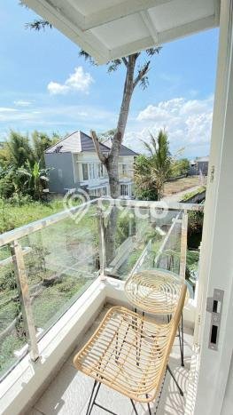 Rumah Modern Cantik 4 Kamar Siap Huni di Batu Rumah Modern Cantik 4 Kamar Siap Huni di Batu