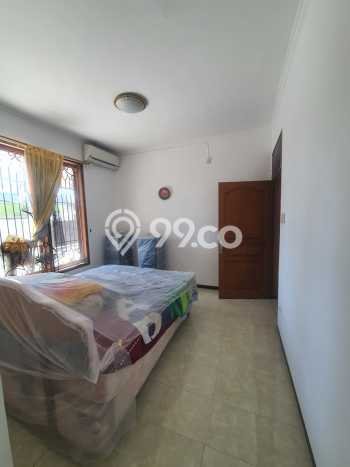 Rumah Elit Modern Siap Huni di Dharma Husada Surabaya Rumah Elit Modern Siap Huni di Dharma Husada Surabaya