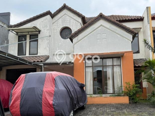 Rumah Luxury Modern Tanpa Renovasi di Citraland Surabaya Rumah Luxury Modern Tanpa Renovasi di Citraland Surabaya