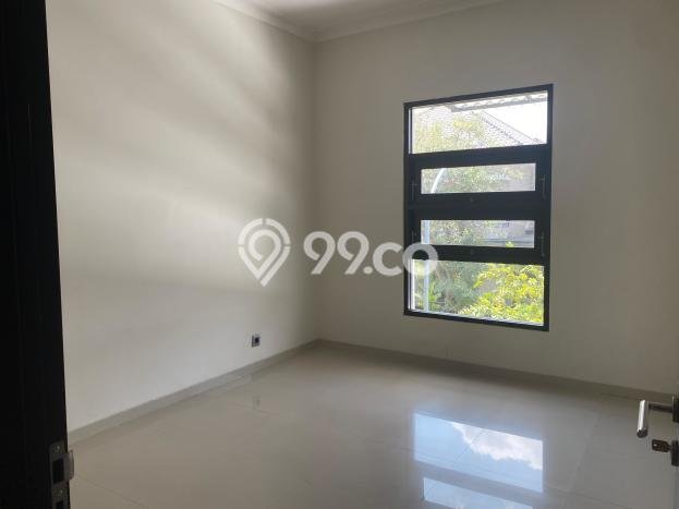 Disewakan Hunian Konsep Modern di Wiyung Surabaya dengan 4 KT Disewakan Hunian Konsep Modern di Wiyung Surabaya dengan 4 KT