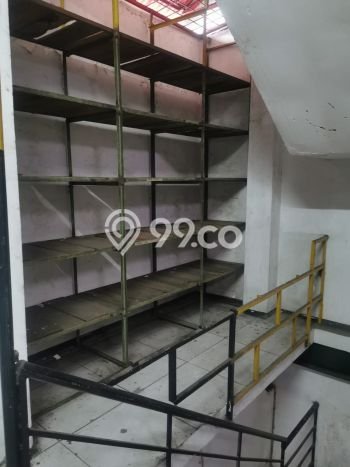 Ruko Dijual di Prime Area Surabaya Luas 500m2 Ruko Dijual di Prime Area Surabaya Luas 500m2