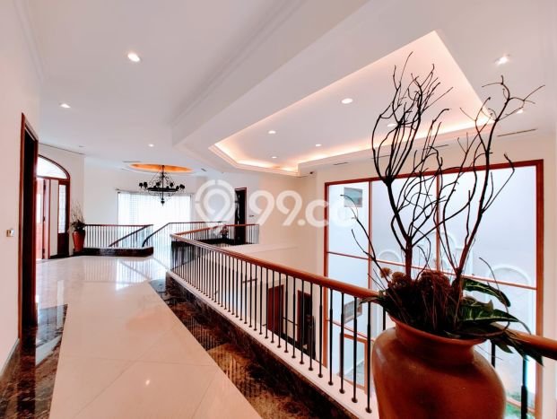 Hunian Eksklusif Dijual LT 1052m2 di Kelapa Gading, Jakarta Utara Hunian Eksklusif Dijual LT 1052m2 di Kelapa Gading, Jakarta Utara