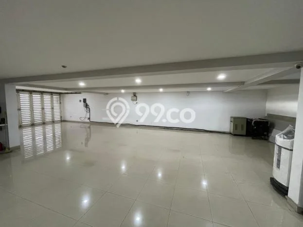Hunian Mewah Siap Huni LT 300m2 di Kelapa Gading, Jakarta Utara Hunian Mewah Siap Huni LT 300m2 di Kelapa Gading, Jakarta Utara