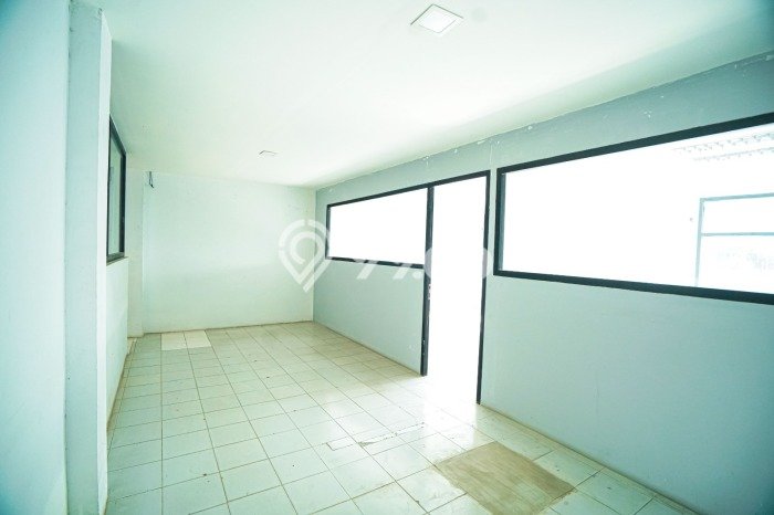 Gudang Disewakan Kawasan Sunter, Luas 900m², Lokasi Komersial, Jalan Utama Gudang Disewakan Kawasan Sunter, Luas 900m², Lokasi Komersial, Jalan Utama