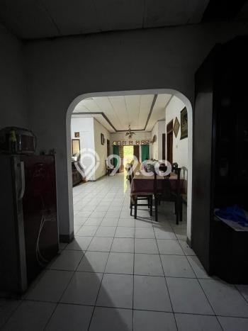 Dijual Rumah Mewah Megah Dengan View Eksklusif di Cirendeu, Jakarta Selatan Dijual Rumah Mewah Megah Dengan View Eksklusif di Cirendeu, Jakarta Selatan