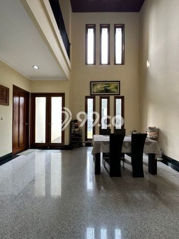 Rumah Elit LB 268m2 Siap Pakai Desain Elegan di Cipete, Jakarta Selatan Rumah Elit LB 268m2 Siap Pakai Desain Elegan di Cipete, Jakarta Selatan