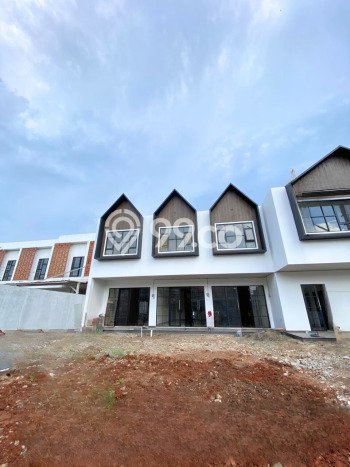 Unit Ruko Dijual di Cimanggis Depok Luas Bangunan 101m2 Unit Ruko Dijual di Cimanggis Depok Luas Bangunan 101m2