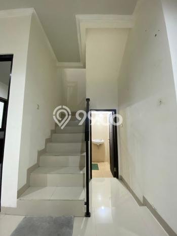 Lokasi strategis! Rumah siap huni dikontrakkan di Jagakarsa LB 150m2 Lokasi strategis! Rumah siap huni dikontrakkan di Jagakarsa LB 150m2