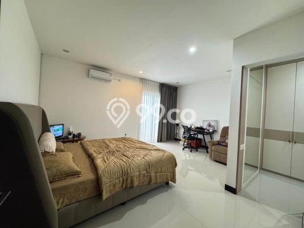 Hunian Eksklusif Dijual LT 240m2 di Cinere, Depok Hunian Eksklusif Dijual LT 240m2 di Cinere, Depok